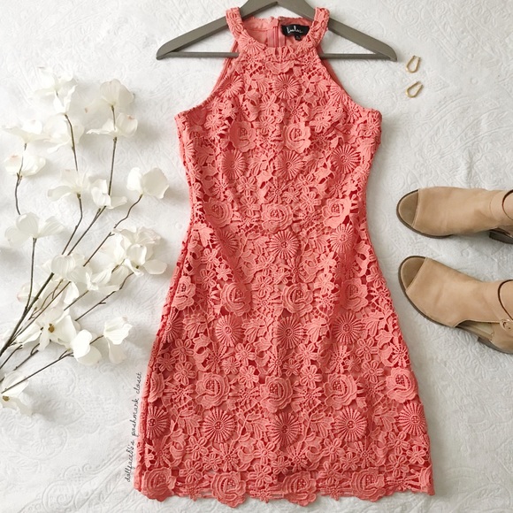 Lulus Dresses & Skirts - Lulu’s Pink Lace Dress